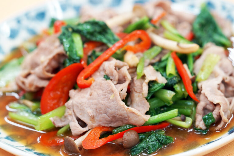 豚肉と小松菜のエスニック炒め