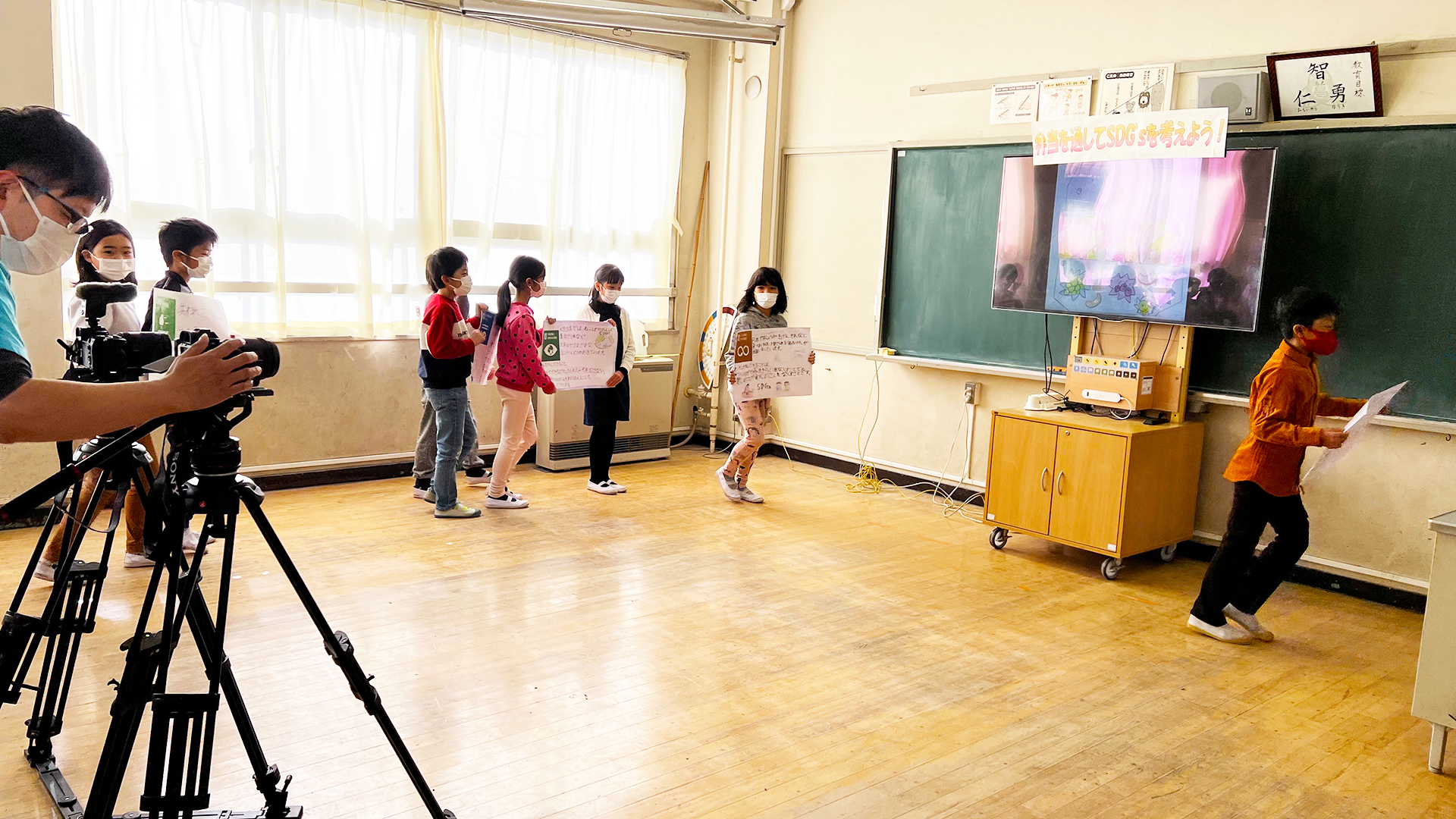 966F4FF7-EA44-4A01-BB5D-4B00340F32E2