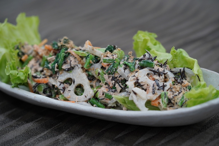 小松菜とれんこんのシャキシャキサラダ